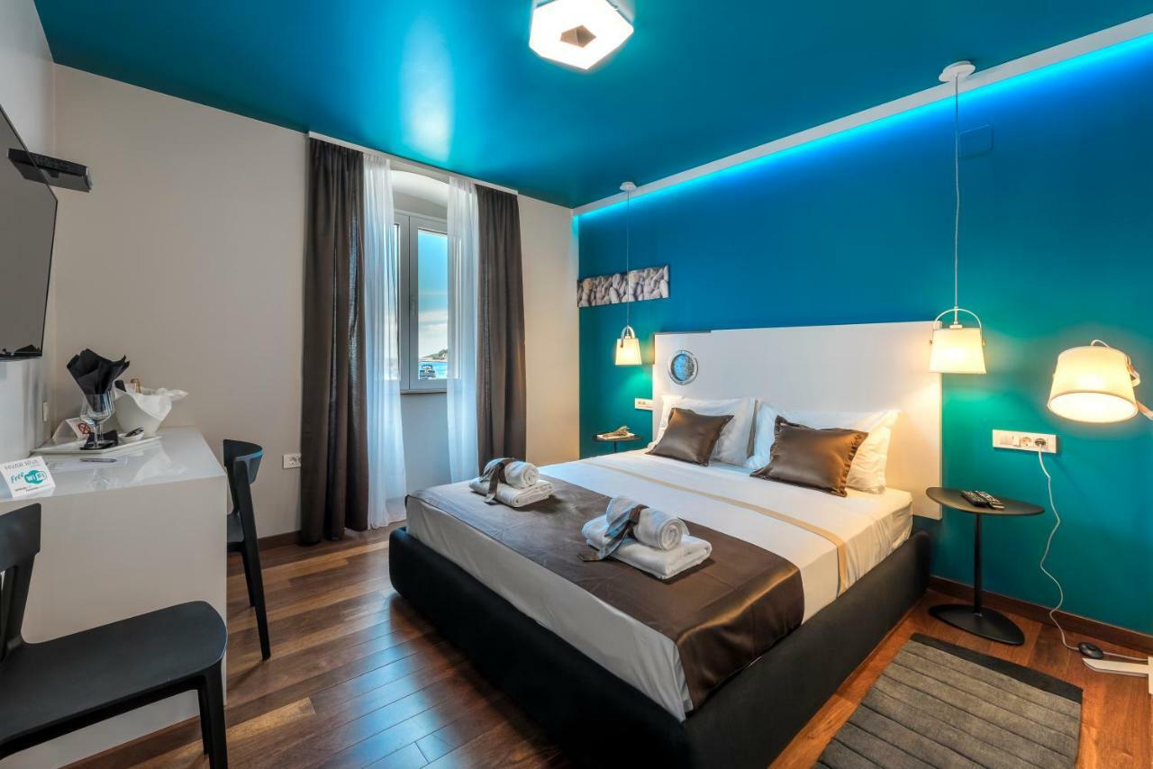 Hvar Riva Rooms Hvar Town Exterior photo